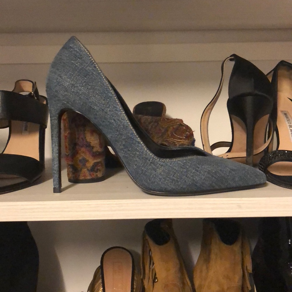 Saint Laurent pumps